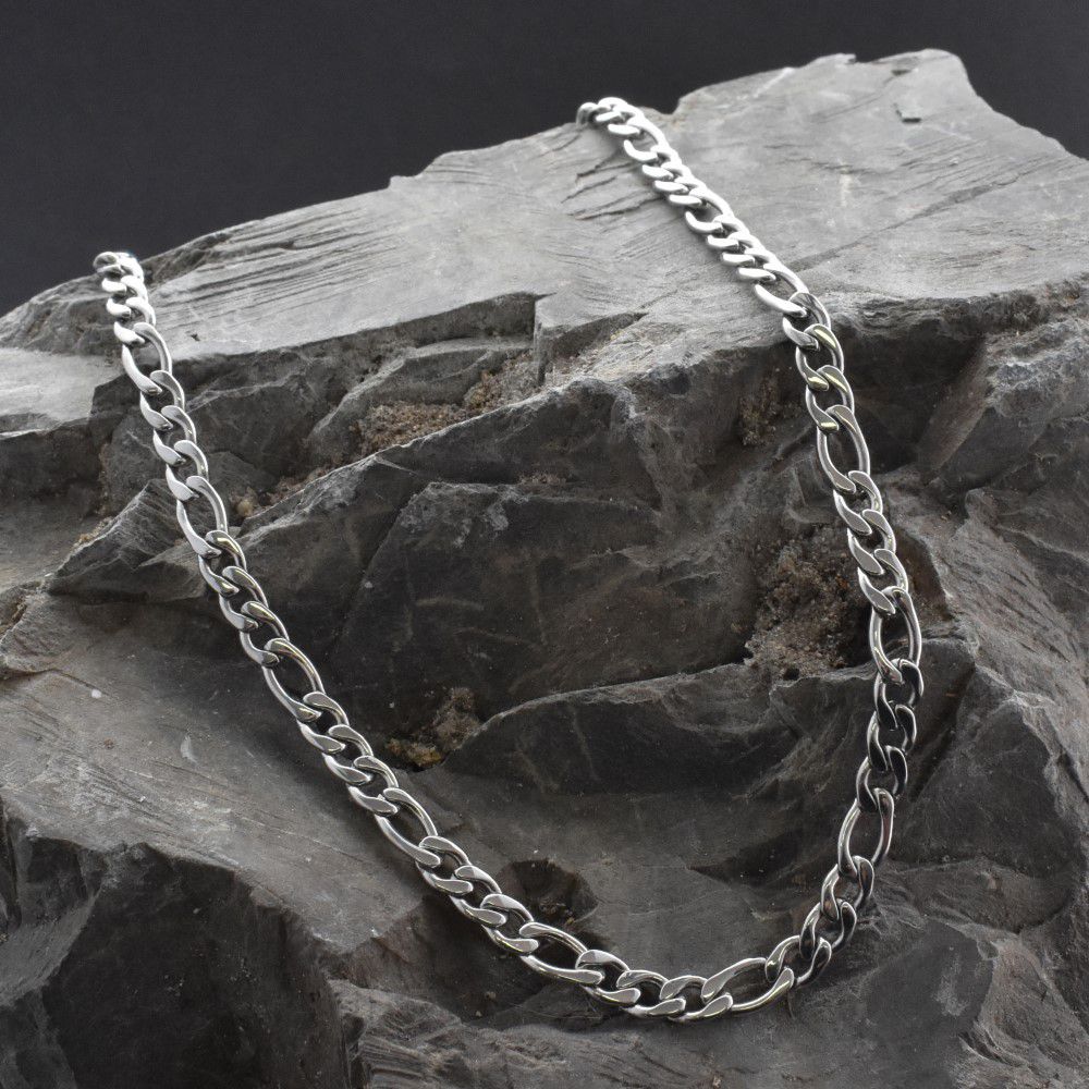 Stainless Steel Thin Figaro 55cm Chain_1